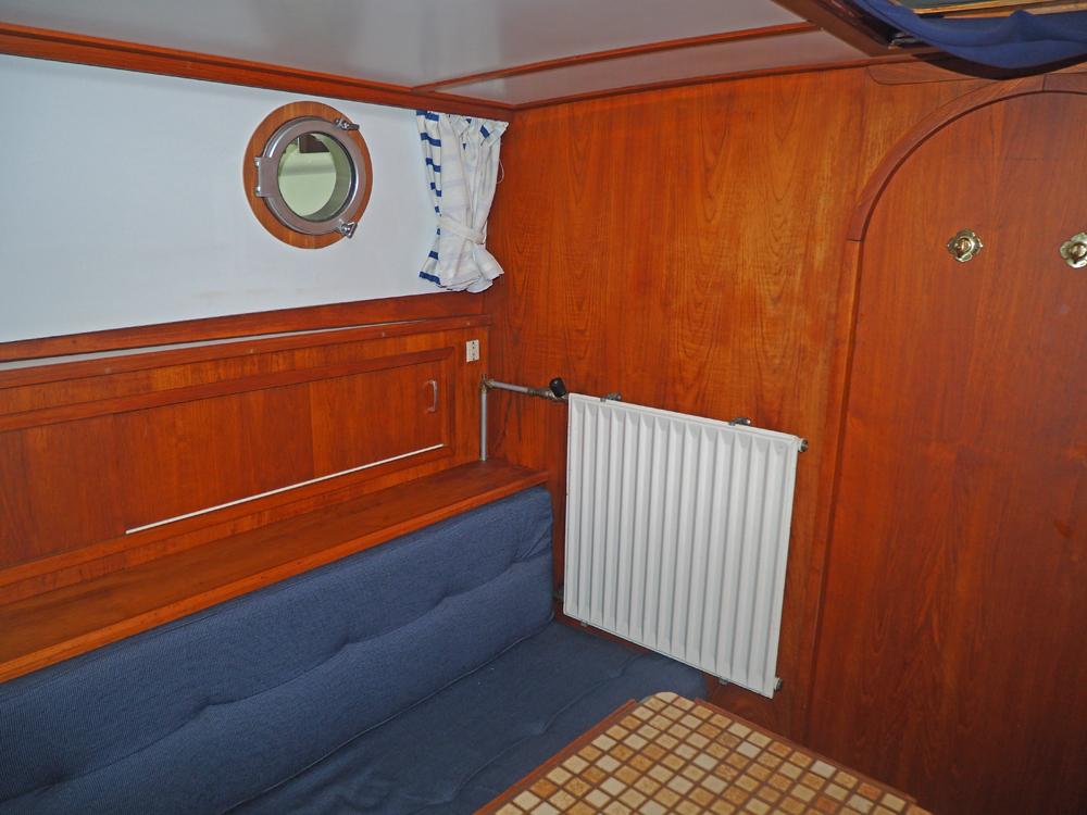 Fore ship, Accommodation